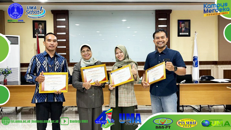 Penyerahan Reward Dosen Dan Mahasiswa Berprestasi Tahun